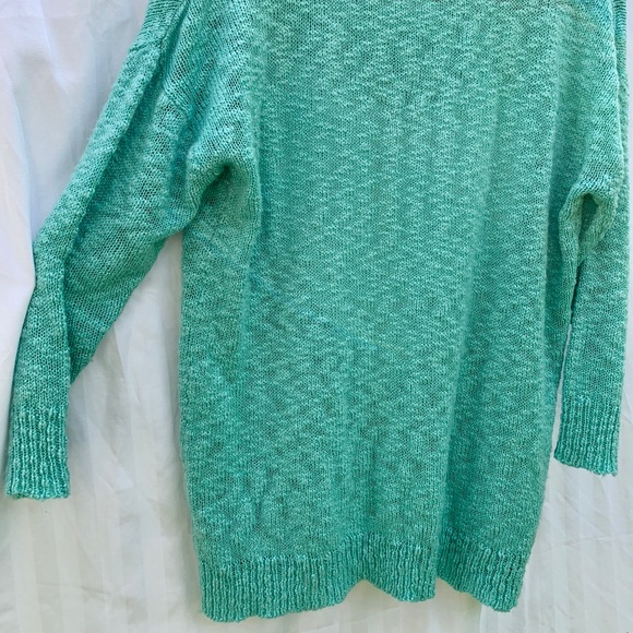 💟 Mint Green Heart Love Sweater | Soft & Comfy 💟 - Picture 6 of 6